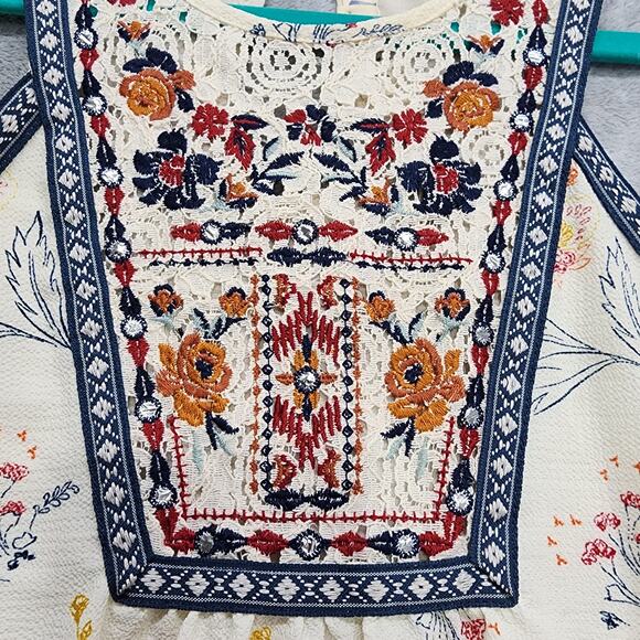 JOLT Top Womens S Cream Floral Crochet Embroidered Trim Sleeveless Halter Tank - Picture 3 of 12